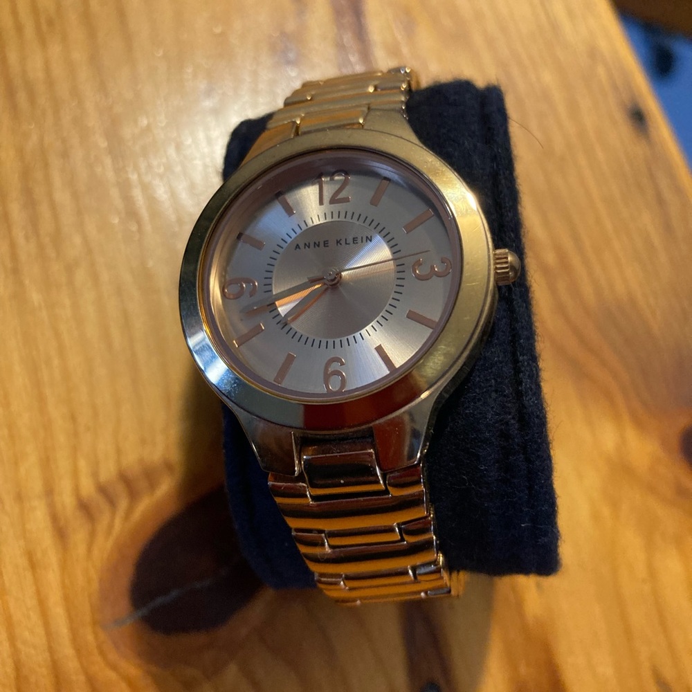 Womens Watch